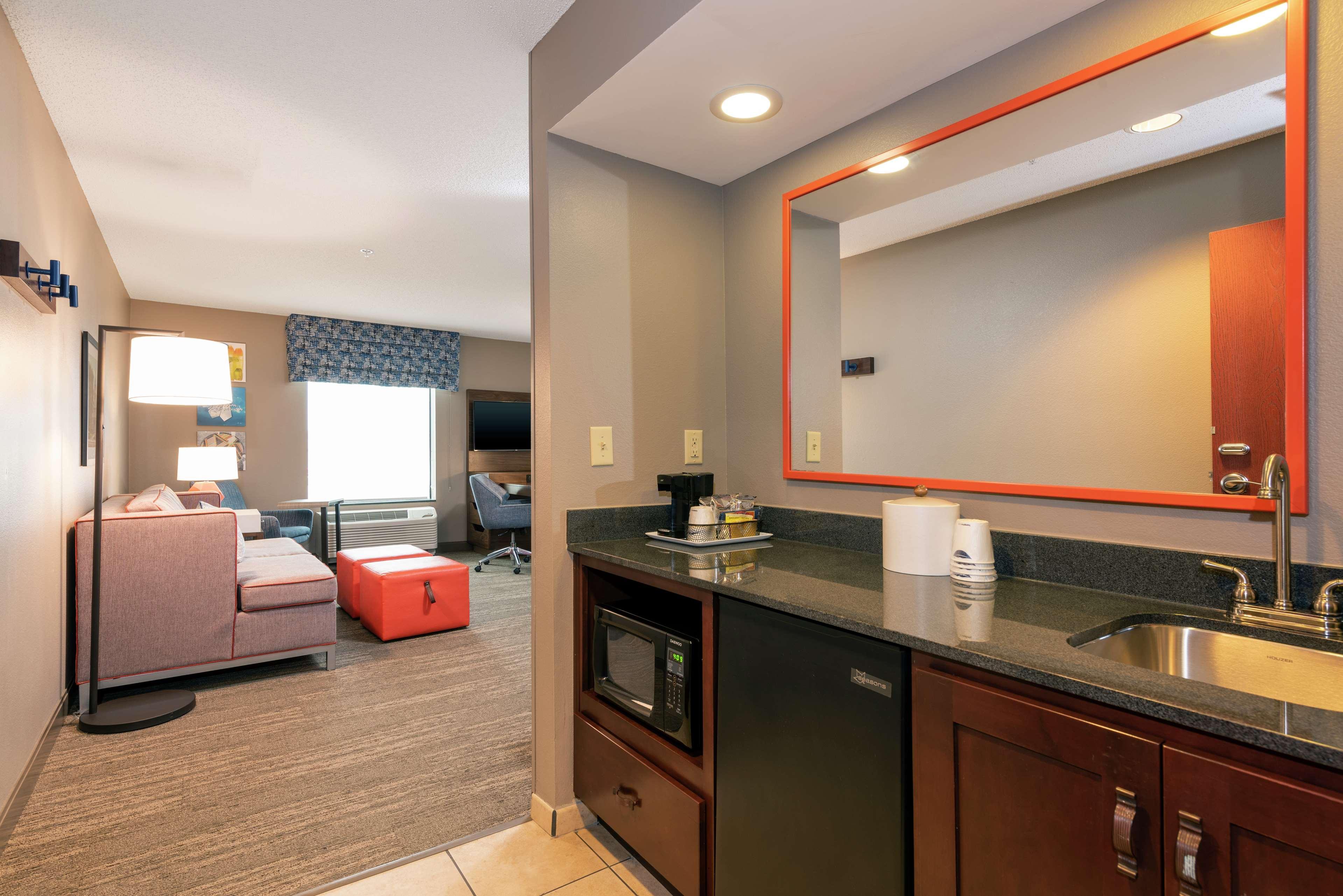 Hampton Inn & Suites Marshalltown Экстерьер фото