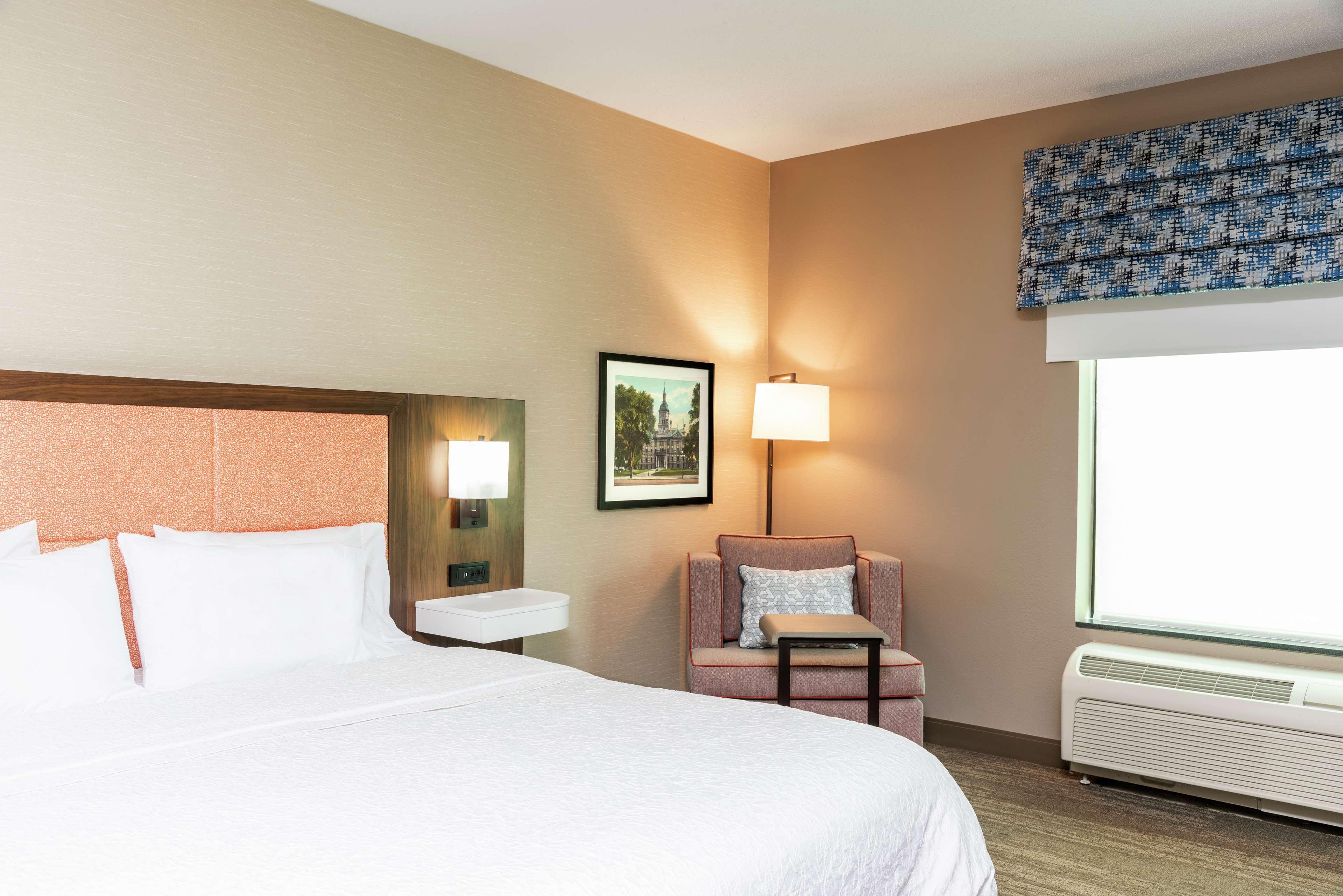 Hampton Inn & Suites Marshalltown Экстерьер фото