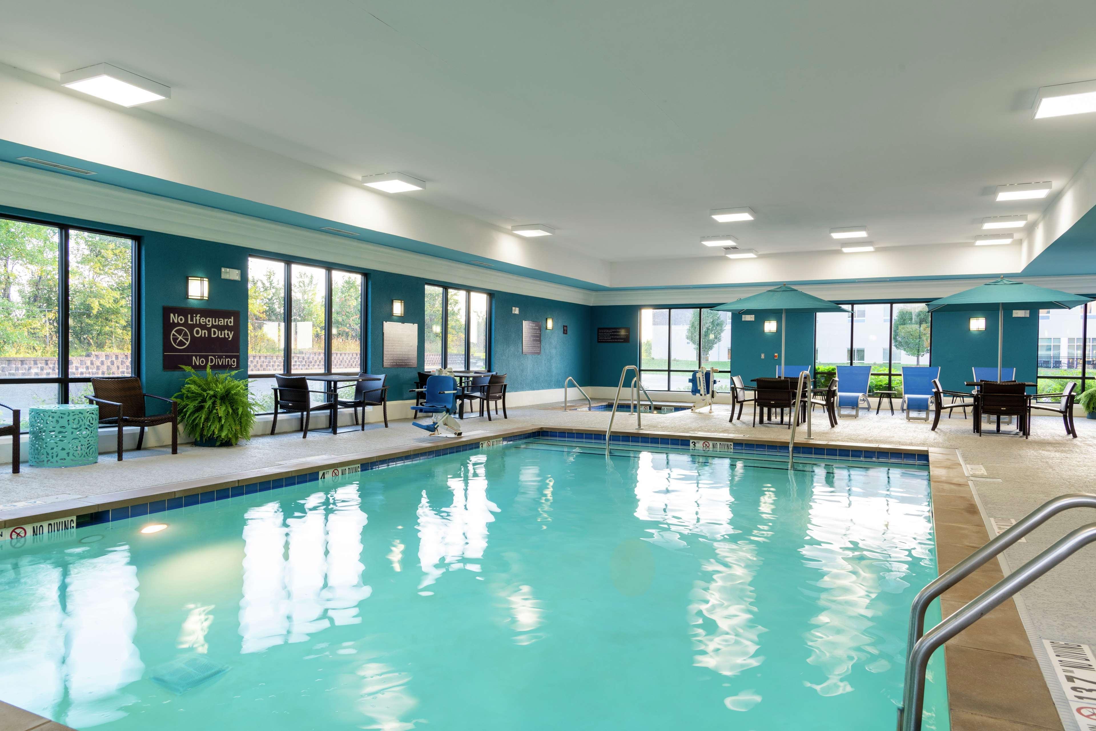 Hampton Inn & Suites Marshalltown Экстерьер фото