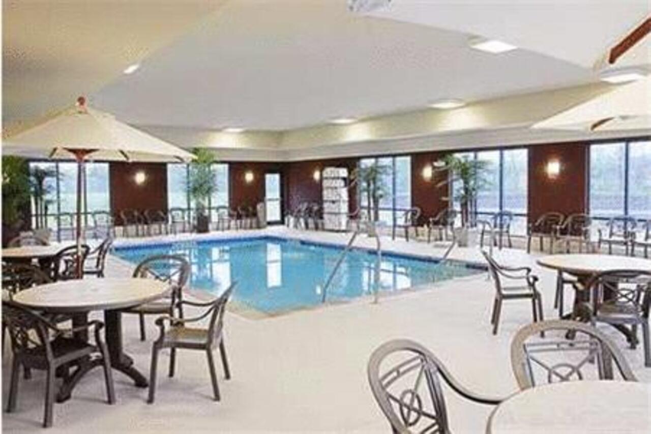 Hampton Inn & Suites Marshalltown Экстерьер фото