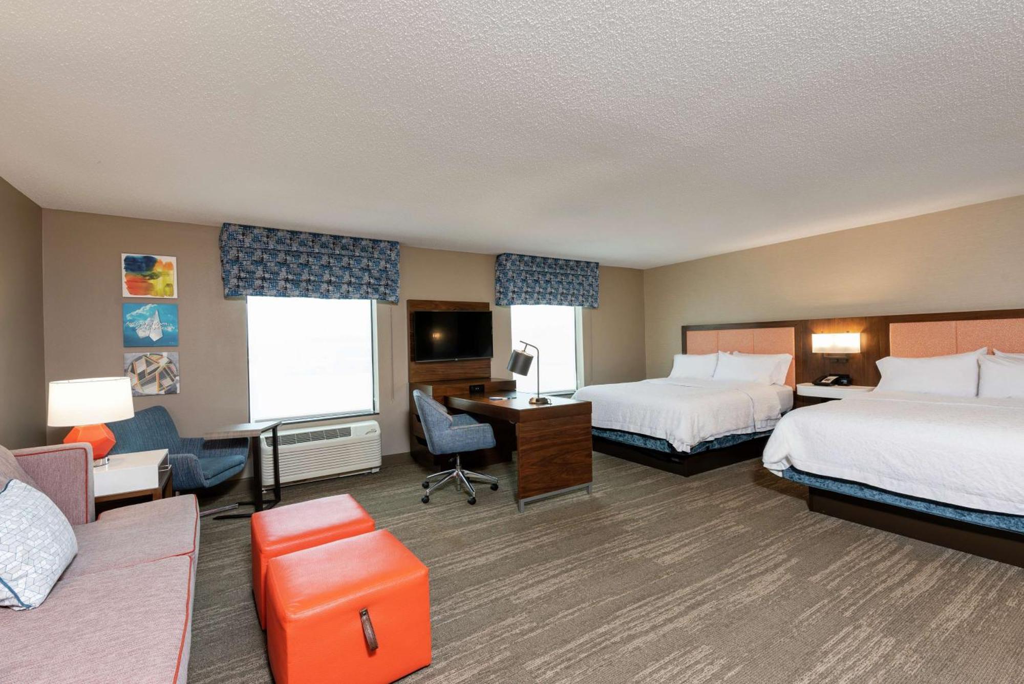 Hampton Inn & Suites Marshalltown Экстерьер фото