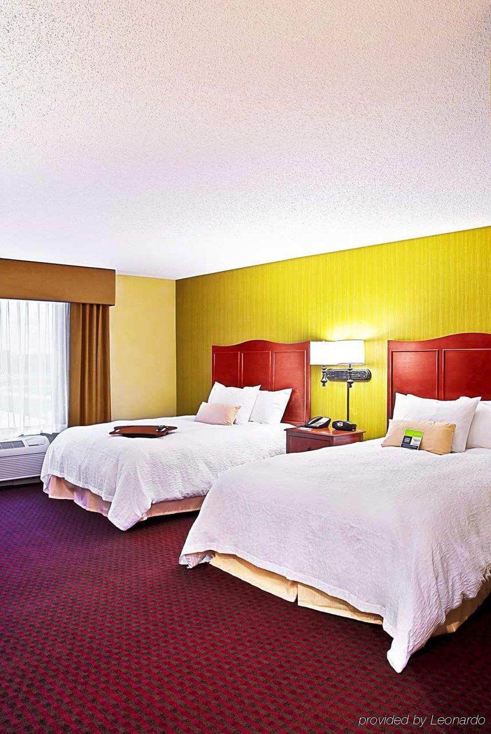 Hampton Inn & Suites Marshalltown Номер фото